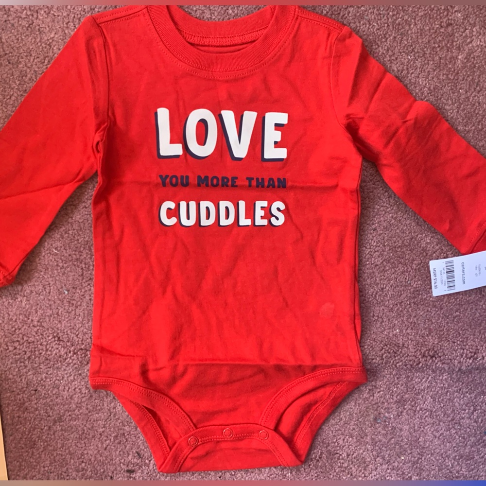 Baby Carter’s Red Unisex Onesie - Love You More Than Cuddles - Size 18M - NWT